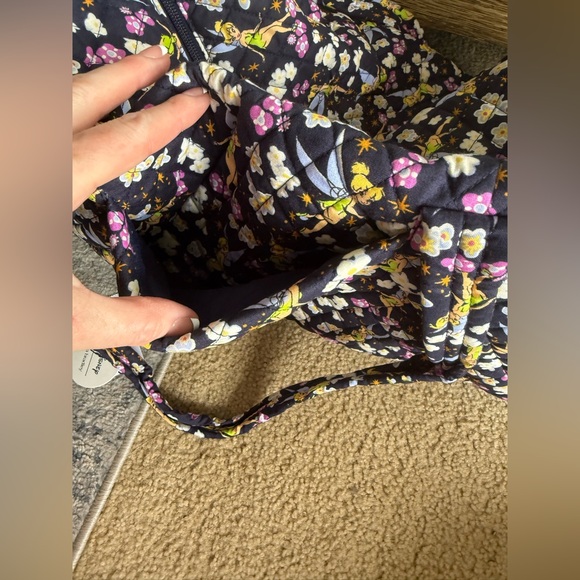 Vera Bradley Disney Tinker Bell's Flight Large Duffel Bag NWT - Picture 5 of 10